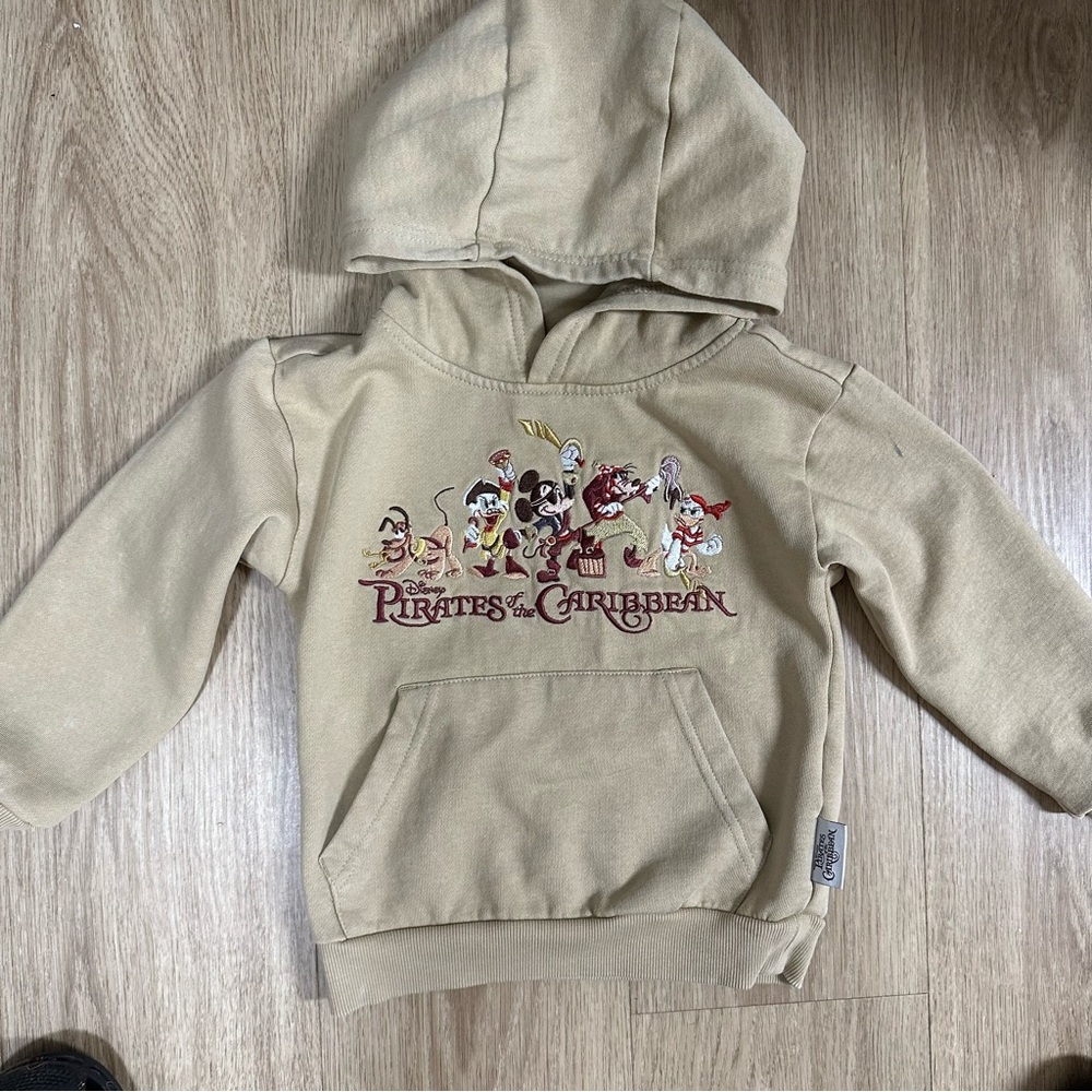 Disney parks Pirates of the Caribbean Kids embroidered Beige Hoodie size 4